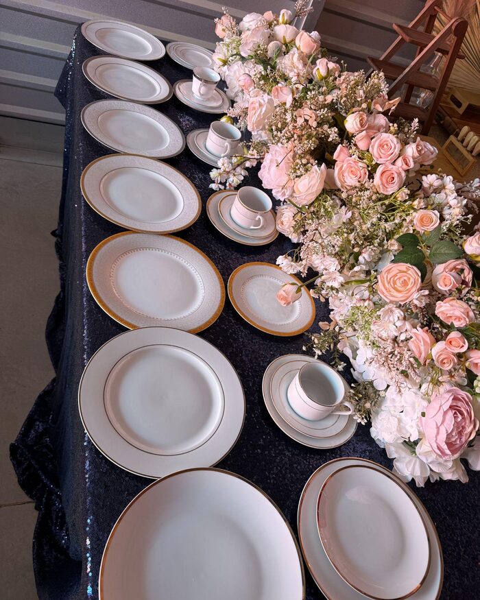 Place settings with florals
